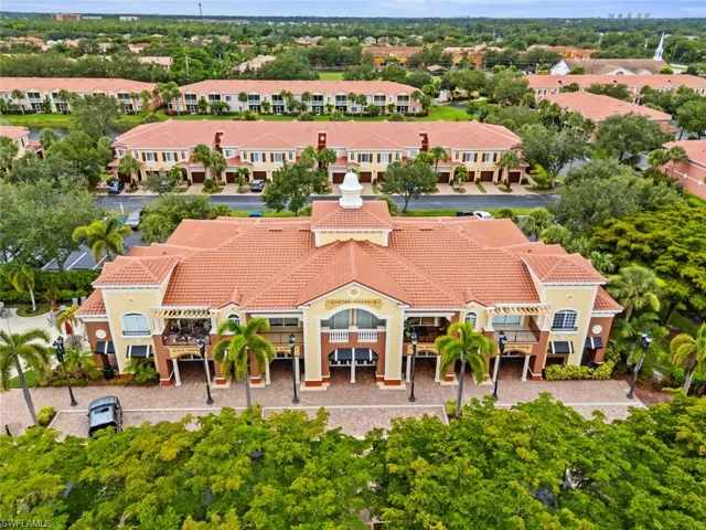 Centro Villagio (the town center for the Villagio Community)