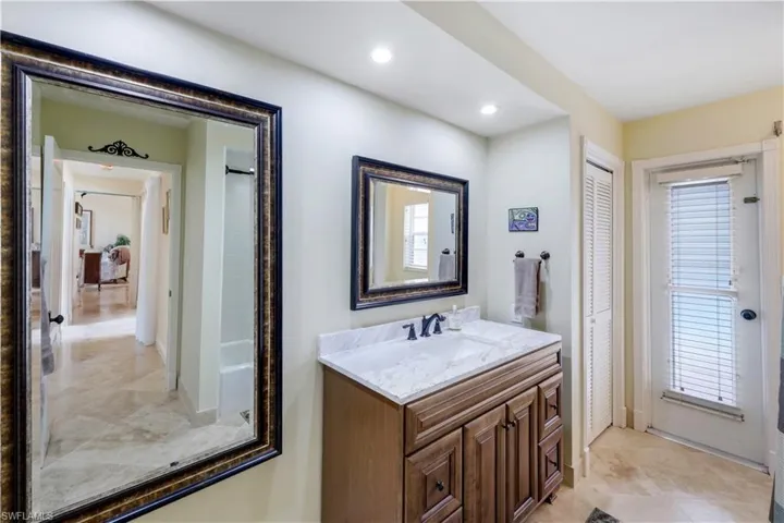 1st Floor Pool Bath
