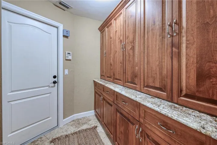 Cabinet pantry wall