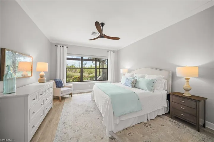 8879 Vaccaro Ct, Naples, Florida 34119