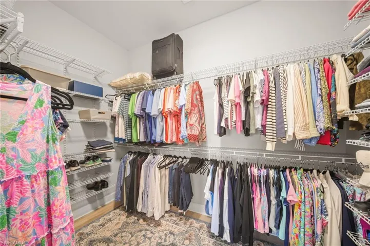 8879 Vaccaro Ct, Naples, Florida 34119