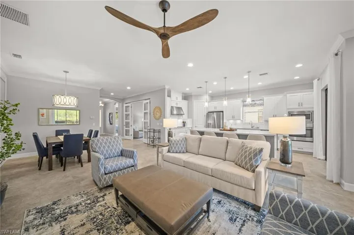 8879 Vaccaro Ct, Naples, Florida 34119