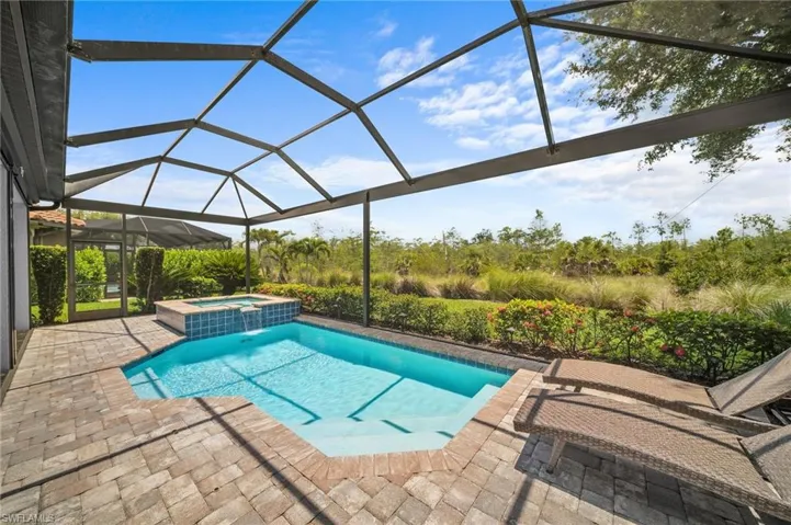 8879 Vaccaro Ct, Naples, Florida 34119