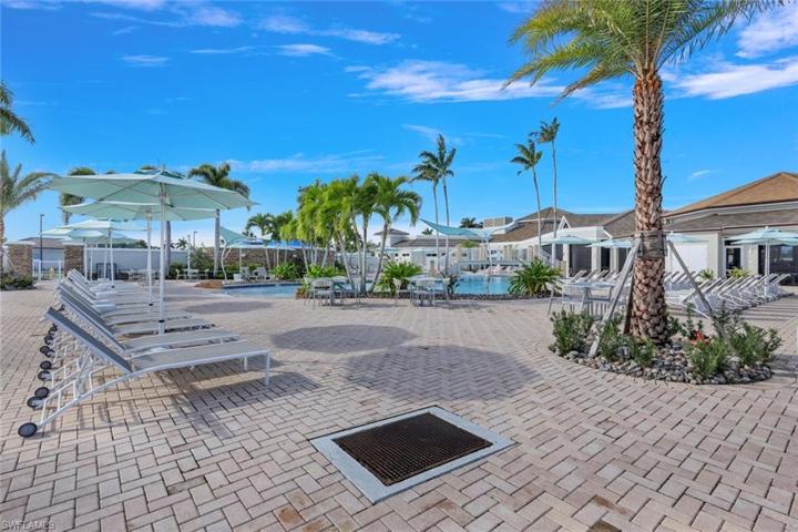 9520  Ironstone  TER, Naples, FL 34120