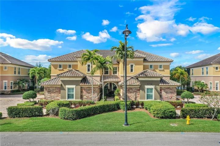 9520  Ironstone  TER, Naples, FL 34120
