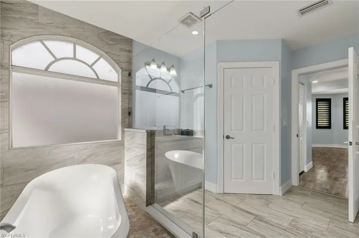 8390  Sumner  AVE, Fort Myers, FL 33908
