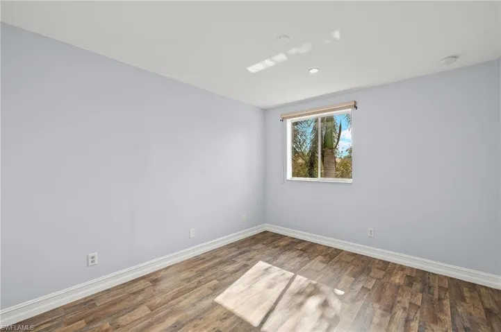 8390  Sumner  AVE, Fort Myers, FL 33908