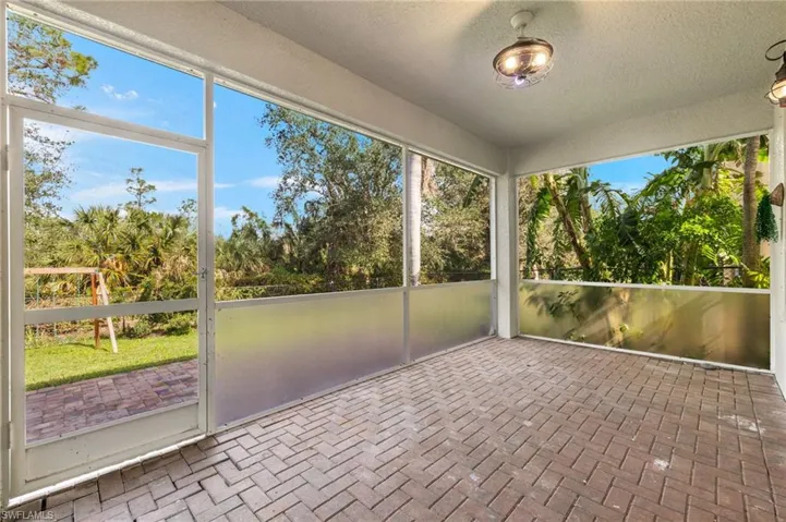 8390  Sumner  AVE, Fort Myers, FL 33908