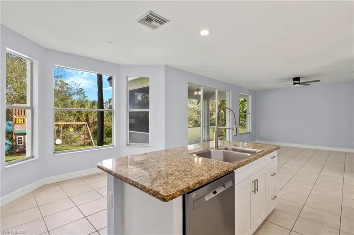 8390  Sumner  AVE, Fort Myers, FL 33908