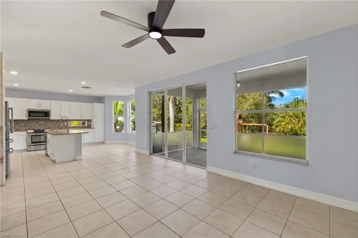 8390  Sumner  AVE, Fort Myers, FL 33908