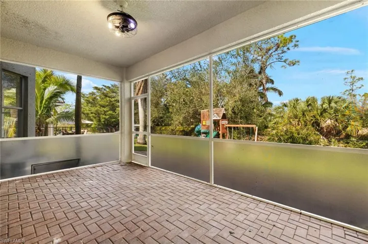 8390  Sumner  AVE, Fort Myers, FL 33908