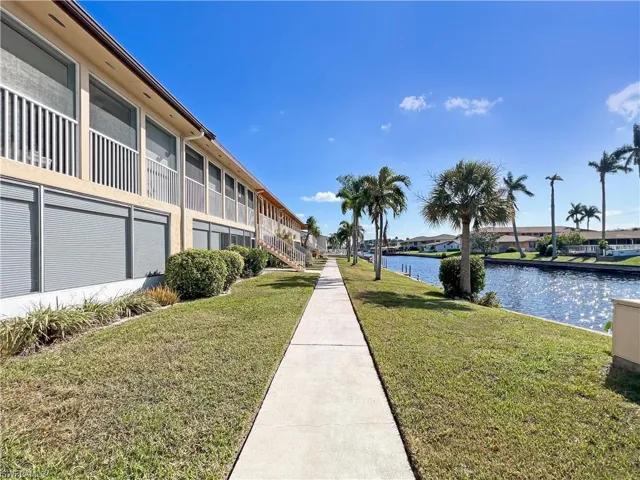 1206 SE 46th  ST, Cape Coral, FL 33904