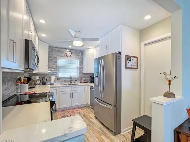1206 SE 46th  ST, Cape Coral, FL 33904