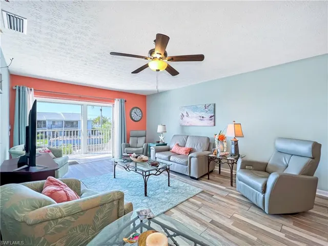1206 SE 46th  ST, Cape Coral, FL 33904
