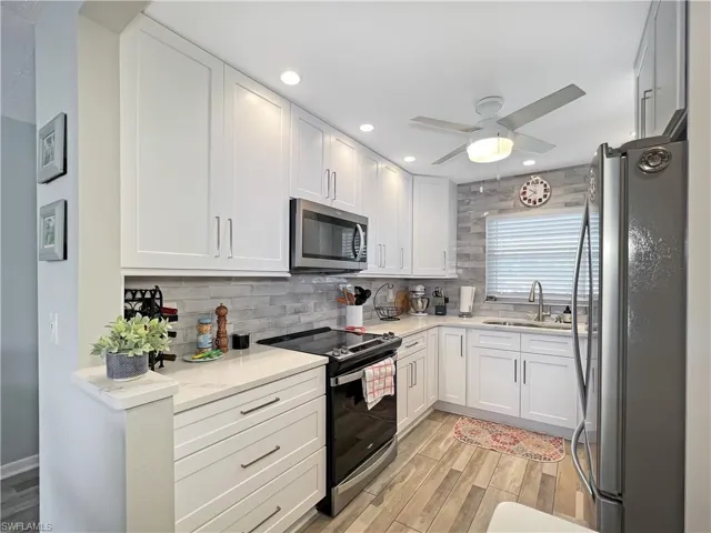 1206 SE 46th  ST, Cape Coral, FL 33904