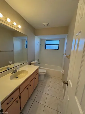 276 Ground Dove Cir, Lehigh Acres Fl 33936