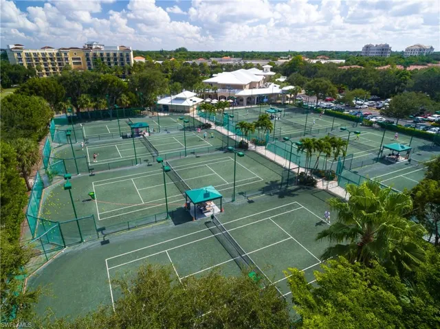 Pelican Bay Tennis Courts