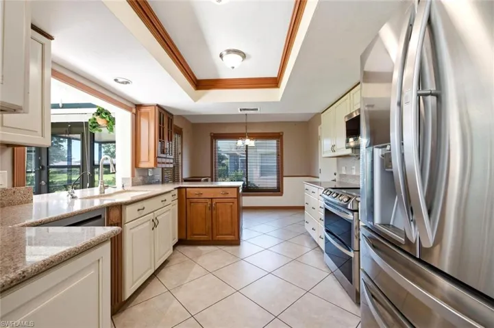 120 Fleur De Lis Ln, Naples, Florida 34112