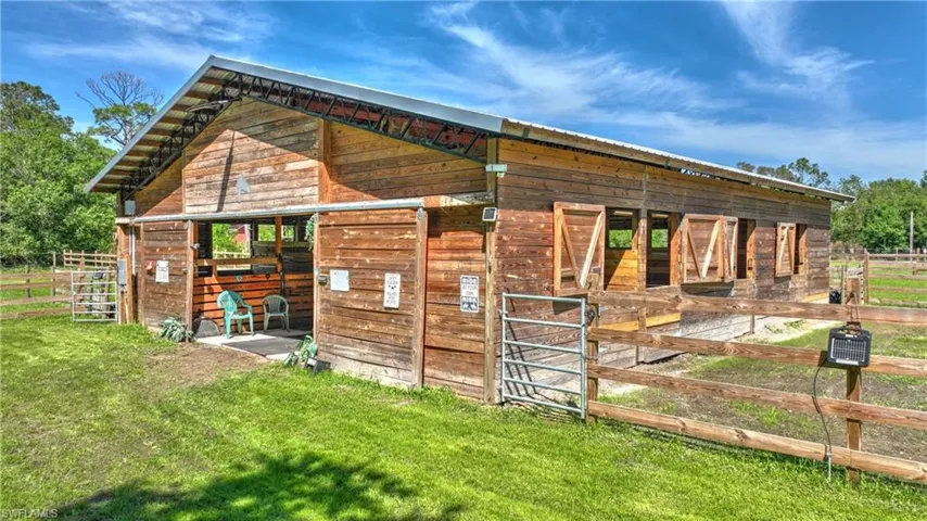 Main barn includes runouts