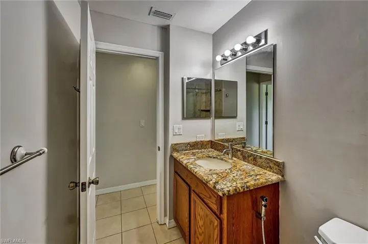 2000 Nw 4th St, Cape Coral, Florida 33993