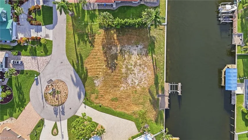 1230 Sw 53rd Ter, Cape Coral, Florida 33914