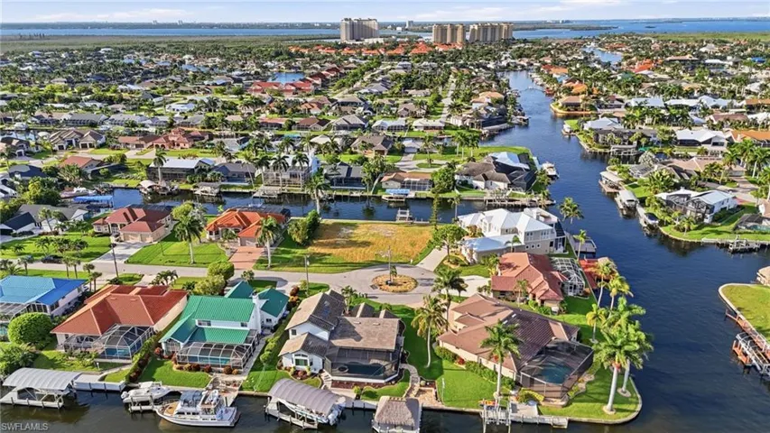 1230 Sw 53rd Ter, Cape Coral, Florida 33914