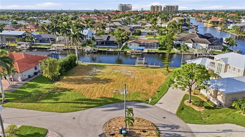 1230 Sw 53rd Ter, Cape Coral, Florida 33914