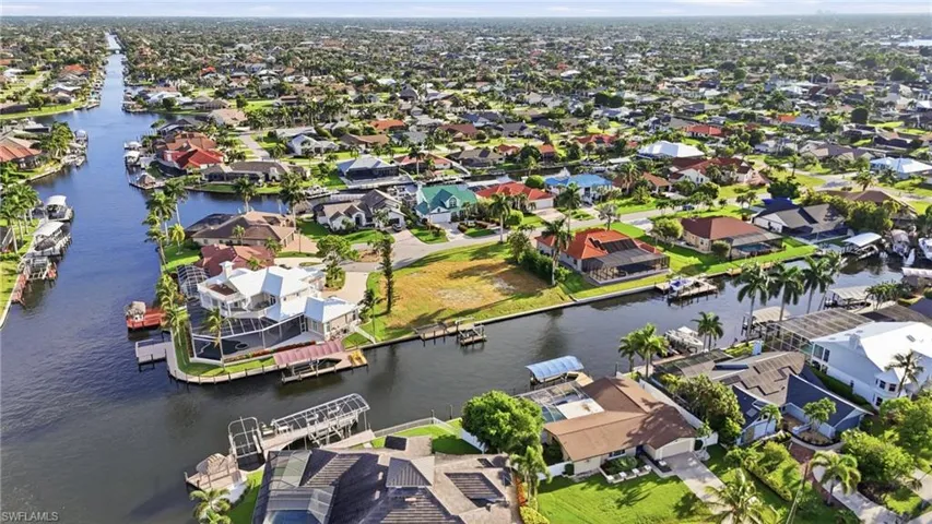 1230 Sw 53rd Ter, Cape Coral, Florida 33914