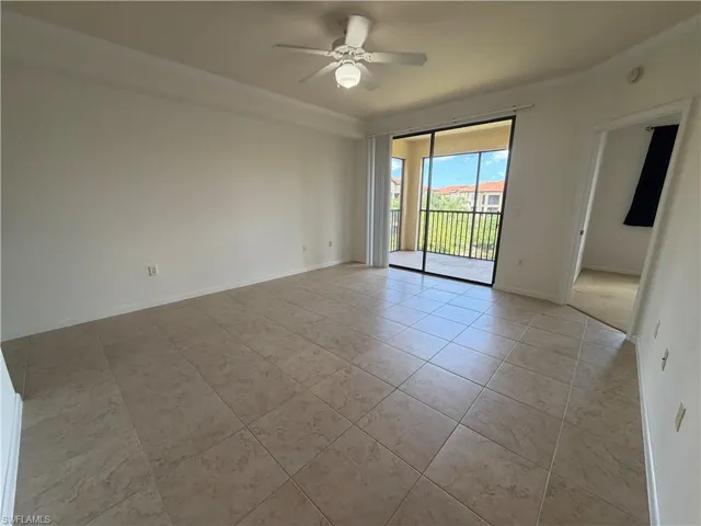 12970 Positano Cir 306, Naples, Florida 34105