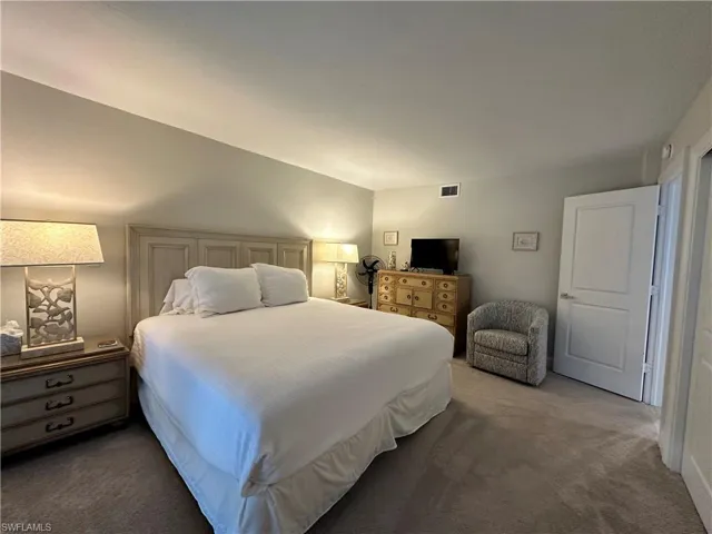 10951 Gulfshore Dr # 1405, Naples, Florida 34108