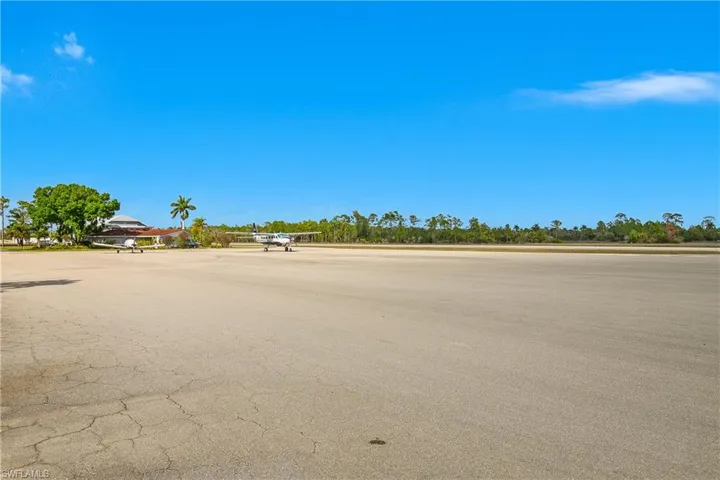4017 Skyway Dr, Naples, Florida 34112