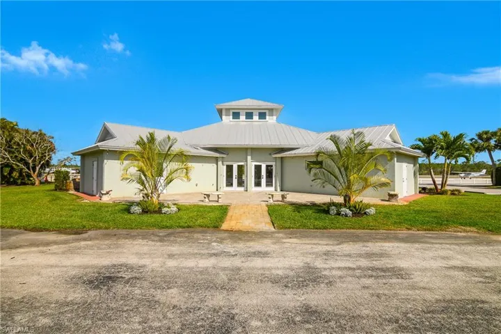 4017 Skyway Dr, Naples, Florida 34112