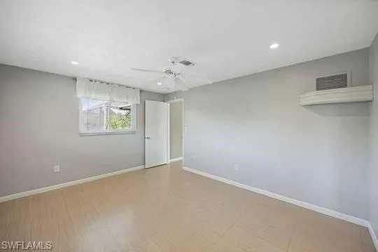 9757 Berkshire St, Naples, Florida 34109