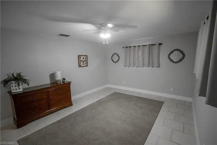 238  Connecticut  AVE, Fort Myers, FL 33905