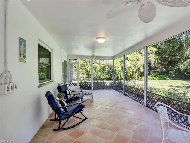 4581  Lakewood  BLVD, Naples, FL 34112