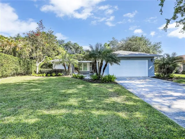 4581  Lakewood  BLVD, Naples, FL 34112