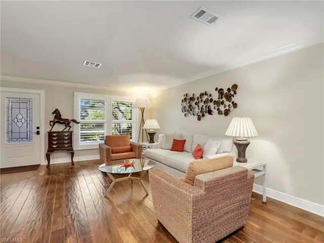 4581  Lakewood  BLVD, Naples, FL 34112