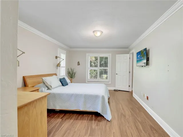 4581  Lakewood  BLVD, Naples, FL 34112