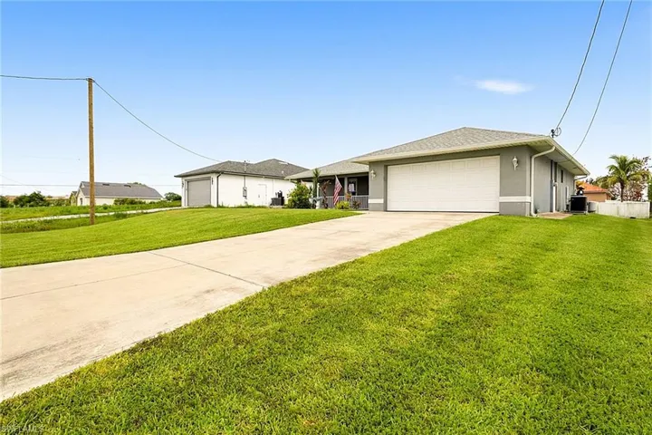 1904 Nw Embers Ter, Cape Coral, Florida 33993