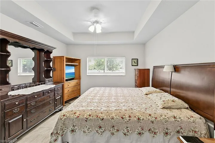 1904 Nw Embers Ter, Cape Coral, Florida 33993