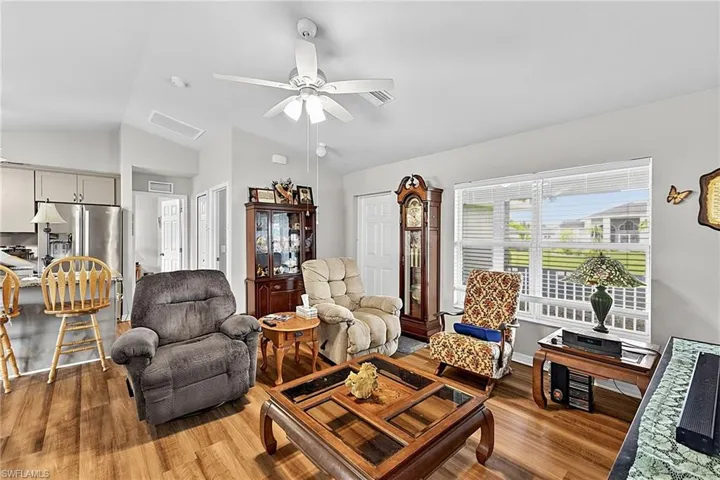 1904 Nw Embers Ter, Cape Coral, Florida 33993