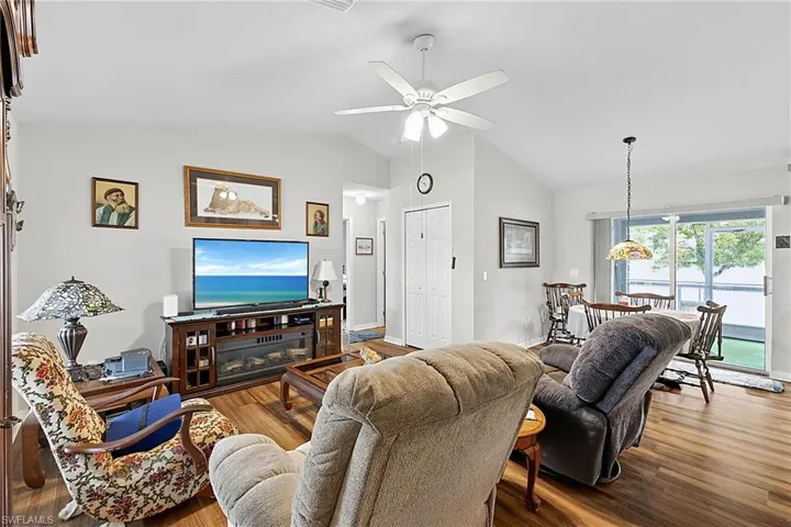1904 Nw Embers Ter, Cape Coral, Florida 33993