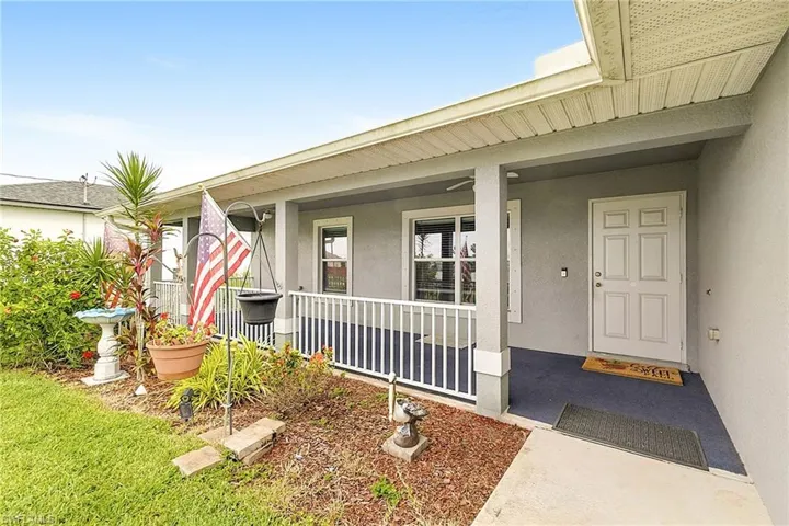 1904 Nw Embers Ter, Cape Coral, Florida 33993