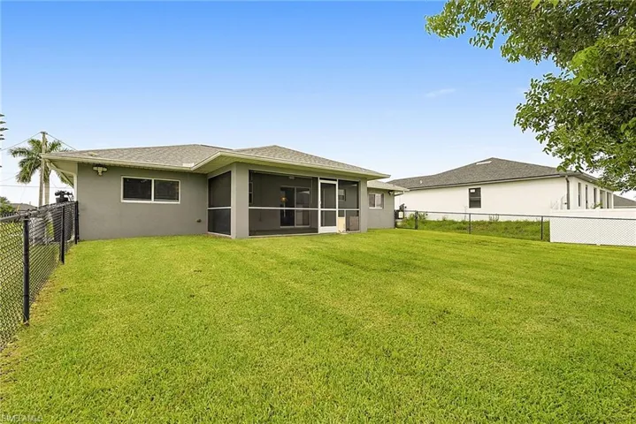 1904 Nw Embers Ter, Cape Coral, Florida 33993