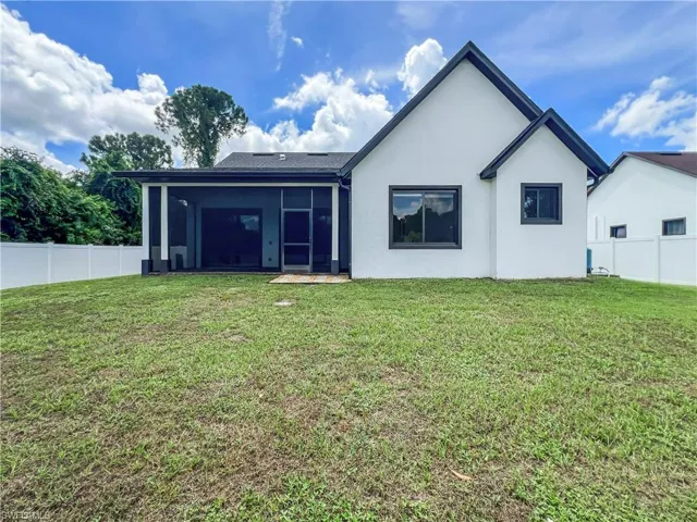 4306 3rd St Sw, Lehigh Acres, Florida 33976