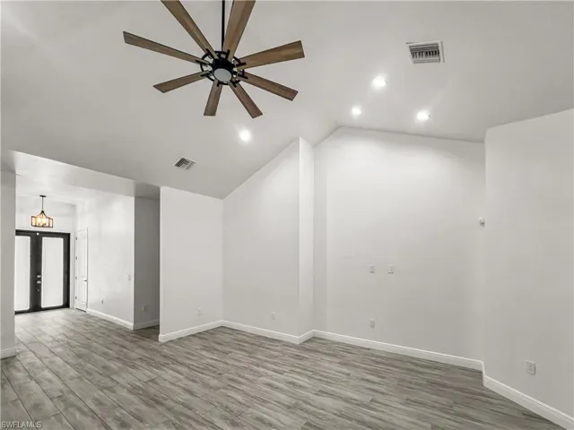 4306 3rd St Sw, Lehigh Acres, Florida 33976