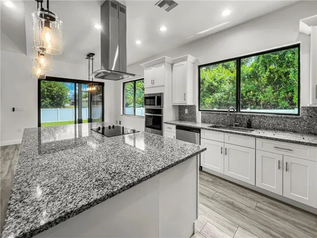 4306 3rd St Sw, Lehigh Acres, Florida 33976