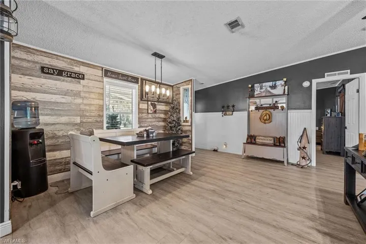 18690 Matt Rd, North Fort Myers, Florida 33917