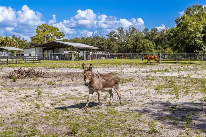 18690 Matt Rd, North Fort Myers, Florida 33917
