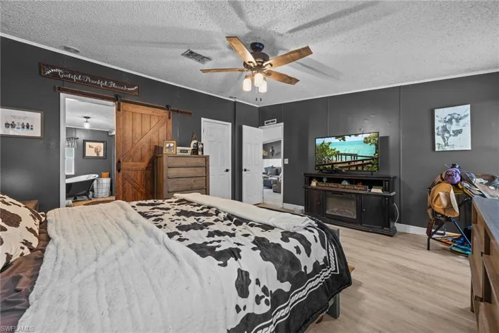 18690 Matt Rd, North Fort Myers, Florida 33917